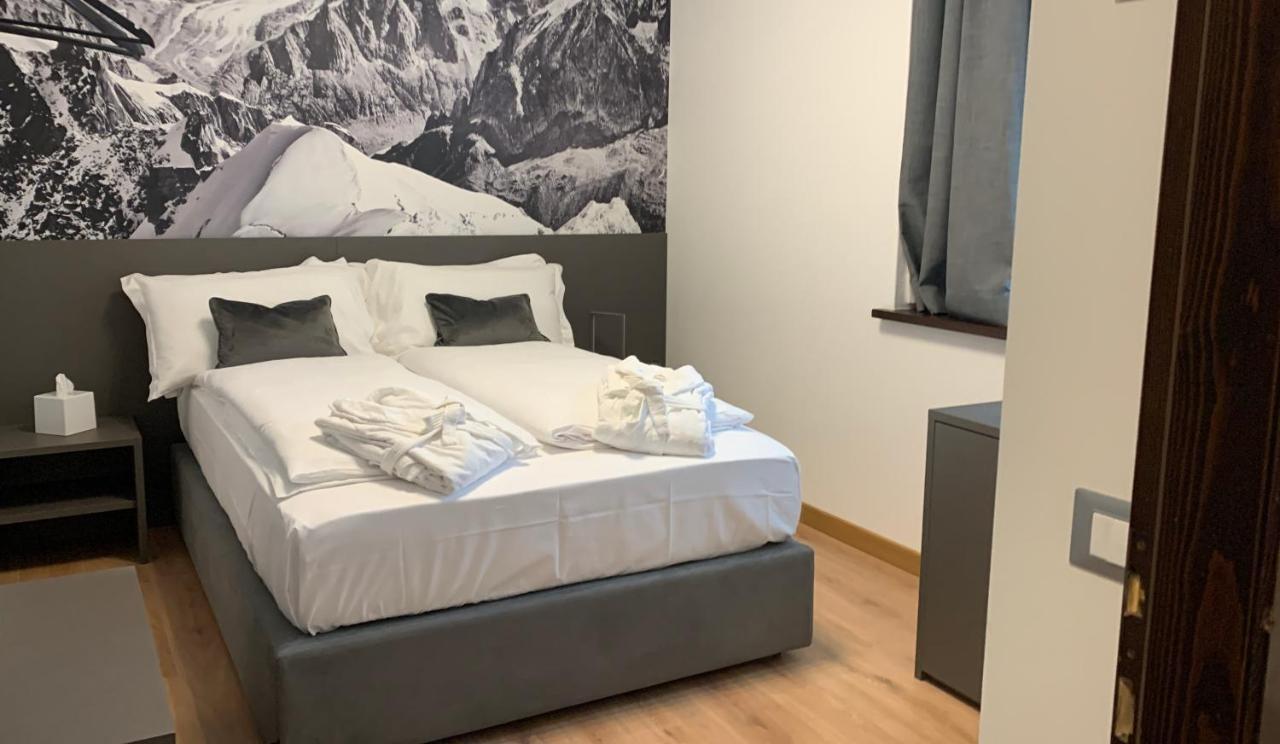 Guest House Le Cassandre Sondrio Exterior photo